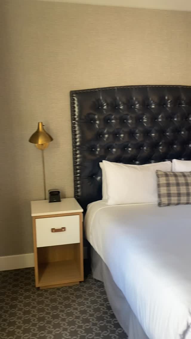 A Denver vacay is calling your name 😍🏔️#